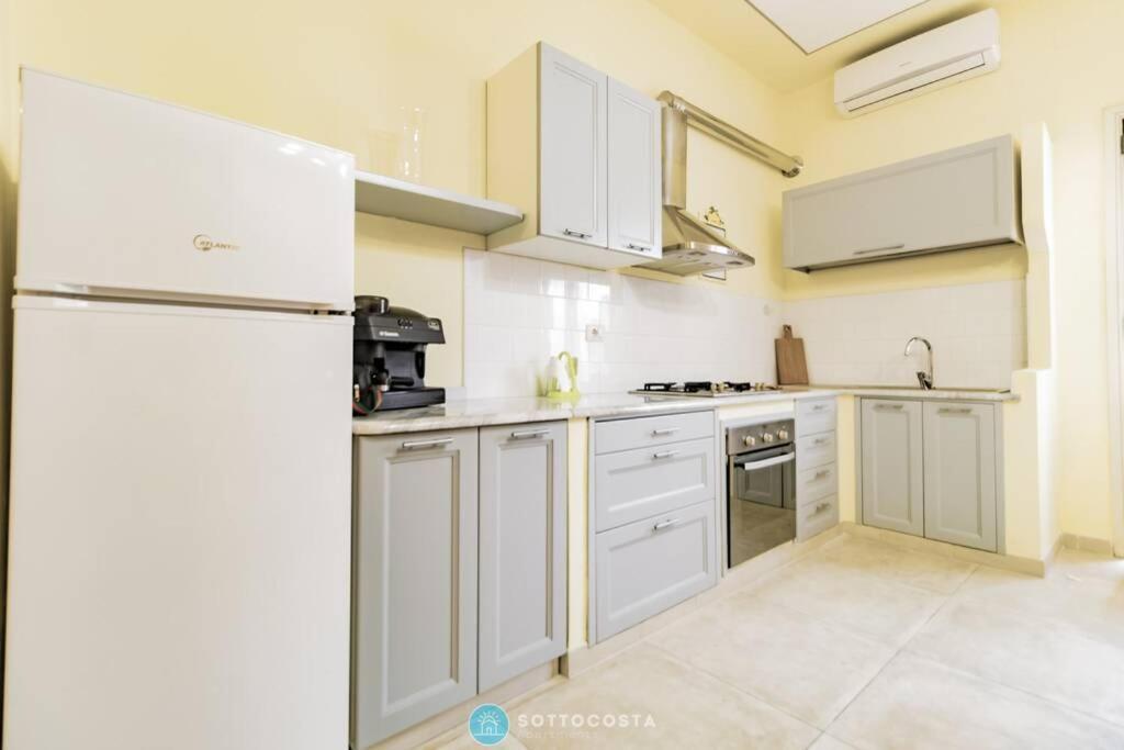 Апартаменты Helm Flat - Порто-Чезарео Экстерьер фото